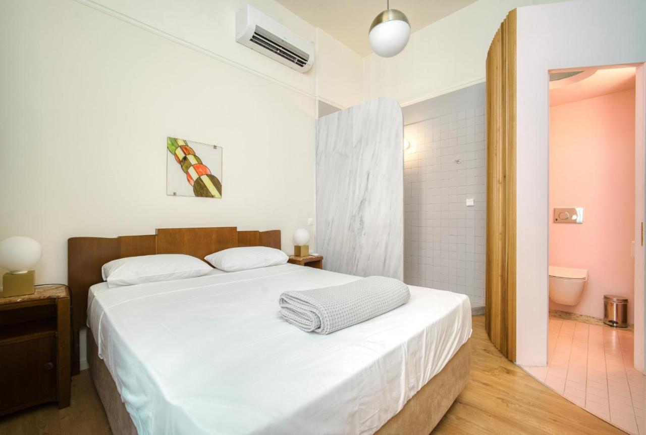 Keramos Athens Aparthotel Екстериор снимка