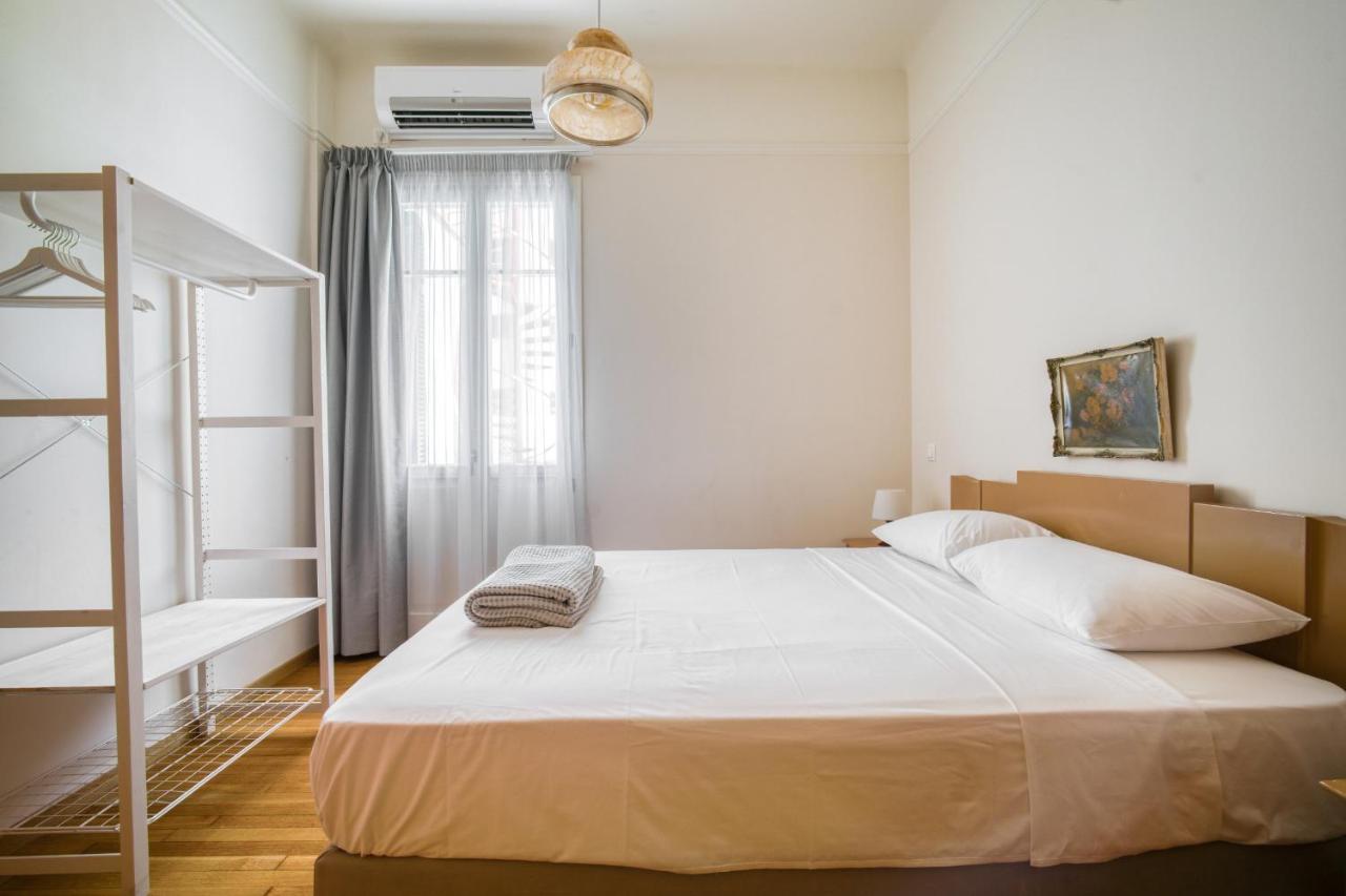 Keramos Athens Aparthotel Екстериор снимка