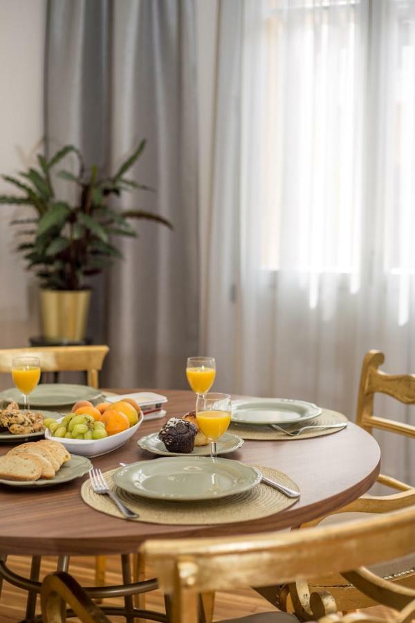 Keramos Athens Aparthotel Екстериор снимка