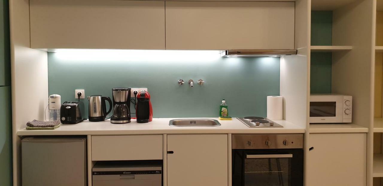 Keramos Athens Aparthotel Екстериор снимка